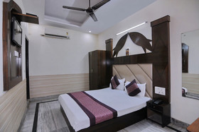 Lord Krishna Hotel Dx. Inn by OYO Rooms