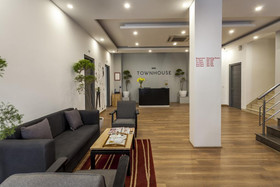 Majestic Inn by OYO