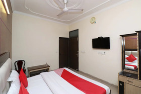 Mayank Palace by OYO Rooms