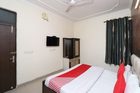 Mayank Palace by OYO Rooms