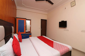 Mayank Palace by OYO Rooms