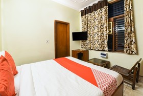 Maya Palace By OYO Rooms