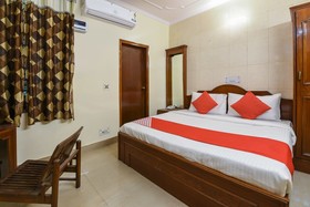 Maya Palace By OYO Rooms