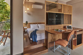Minimalist Poshtel & Suites