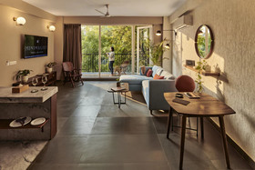 Minimalist Poshtel & Suites
