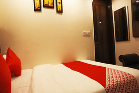 Mona Regency Hotel And Banquets by OYO Rooms