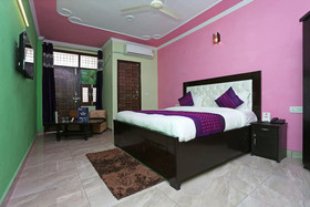 N D Star Residency by OYO Rooms