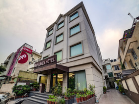 New Haven Hotel Greater Kailash by OYO