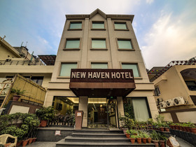 New Haven Hotel Greater Kailash by OYO