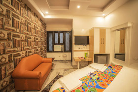 New Hindustan By Backpackers Heaven by FabHotel