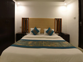 OYO 18618 Ocean Blue Residency