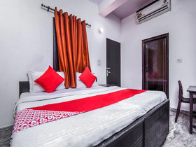 OYO 22321 Nitin Palace Guest House