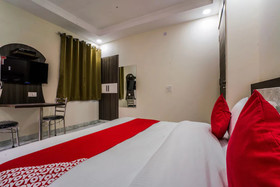 OYO 23299 Hotel Royal Orbit