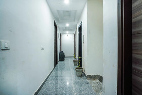 OYO 23299 Hotel Royal Orbit