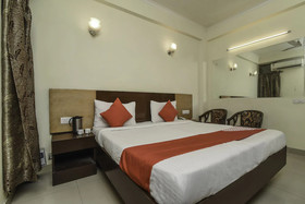 Collection O 16365 Delight Inn Near