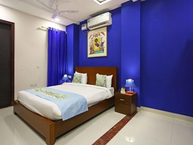 OYO Flagship 545 Rohini Pitampura