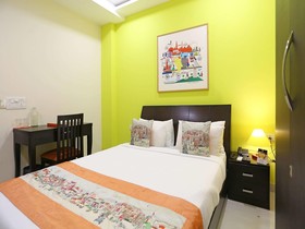 OYO Flagship 545 Rohini Pitampura