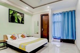 OYO Home 39750 Designer Stay