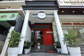 OYO Townhouse 039 Paschim Vihar