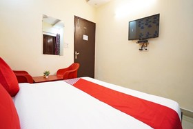Palm Stay by OYO Rooms