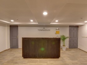 Punjabi Bagh By OYO Rooms