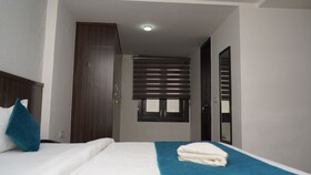 Qotel Hotel Rajori Garden