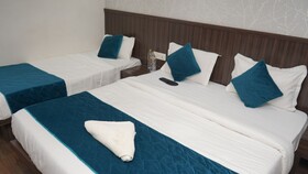 Qotel Hotel Rajori Garden