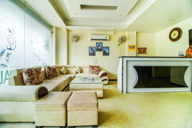 Raj Palace by FabHotels