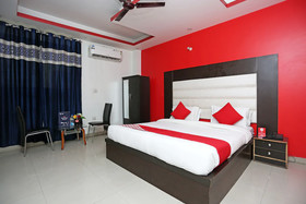 R D Plaza By OYO Rooms