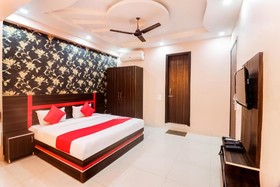 Red Leaf Residency by OYO Rooms