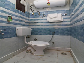 Sathguru Residency by OYO Rooms