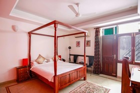 Shanti Home