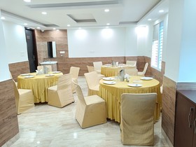 Shivaka Inn