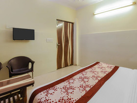Shubham Palace by OYO