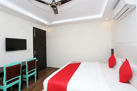 South Galaxy By OYO Rooms
