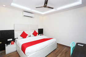 South Galaxy By OYO Rooms