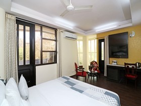 Star Corporate Avenue Hotel by OYO