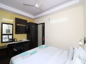 Star Corporate Avenue Hotel by OYO