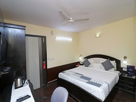 Star Corporate Avenue Hotel by OYO