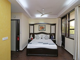 Star Corporate Avenue Hotel by OYO
