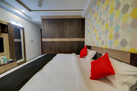 Supreme Residency by OYO Rooms