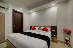 Supreme Residency by OYO Rooms