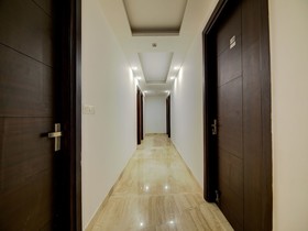 Supreme Residency by OYO Rooms