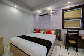 Supreme Residency by OYO Rooms
