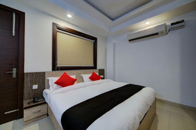 Supreme Residency by OYO Rooms