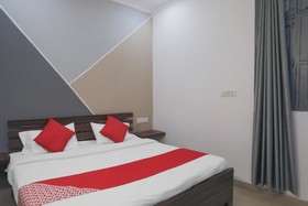 Taj Highway Hotel by OYO Rooms