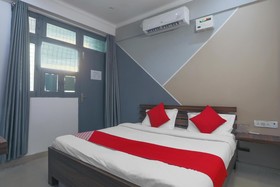 Taj Highway Hotel by OYO Rooms