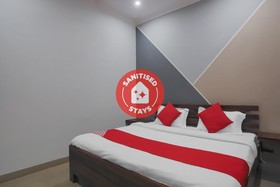 Taj Highway Hotel by OYO Rooms