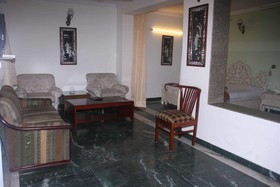 Tavern Business Hotel