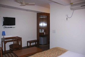 Tavern Business Hotel